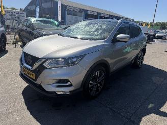 Nissan Qashqai 1.2 85KW N-Connecta Pano Clima Navi Led NAP picture 2
