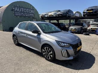 Peugeot 208 1.2 55KW Active Navi Clima Led 5-Drs NAP picture 2