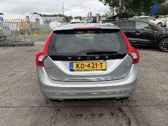 Volvo V-60 2.4 D6 AWD 158KW PHEV Autom. Schuifdak Clima Navi picture 4