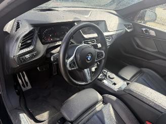 BMW 2-serie 218i Autom. 100KW Pano Clima Navi High Executive picture 6