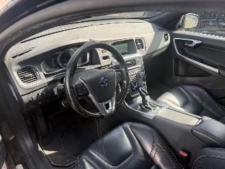 Volvo V-60 2.4 D6 Twin Engine 162KW Autom. Schuifdak Clima Navi Camera Led R-Design NAP picture 6