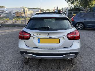Mercedes GLA 200 115KW Autom. Pano Clima Navi Premium Plus NAP picture 3