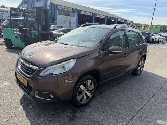 škoda osobní automobily Peugeot 2008 1.2 VTI 60KW Clima Navi Led Active NAP 2013/7