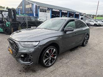 Voiture accidenté Audi Q5 55 TFSI e 195KW Sportback Pano Clima Navi S Edition Led 2023/3