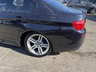 BMW 5-serie 528i 190KW Autom. Clima Navi Leer Xenon Led Executive picture 14