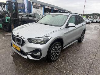 BMW X1 20i sDrive 131KW Autom. Pano Clima Navi HUD High Executive NAP picture 6
