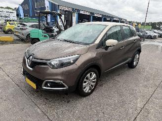 škoda osobní automobily Renault Captur 0.9 TCE 66KW Navi Airco Led NAP 2014/4