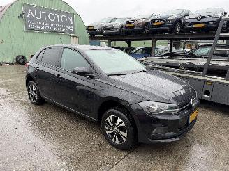 uszkodzony samochody osobowe Volkswagen Polo 1.0 TSI 70KW DSG Clima Navi Highline R 5-Drs Virt. Dash 2020/1