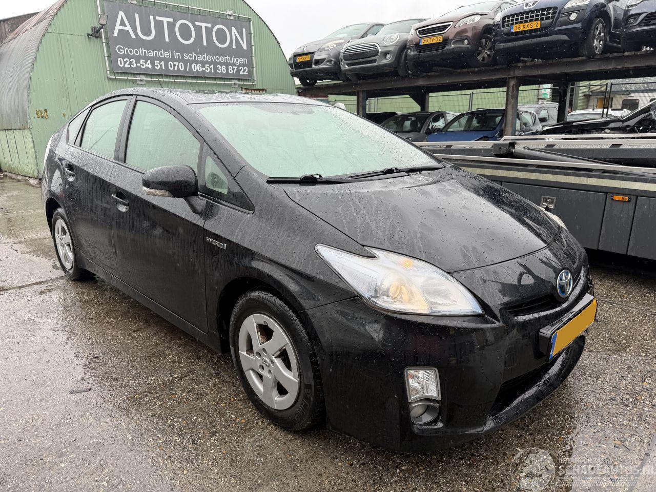 Toyota Prius 1.8 Comfort 73KW Hybrid Clima Navi HUD NAP