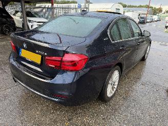 BMW 3-serie 330e 135KW Autom. High Executive Schuifdak Clima Navi HUD picture 2