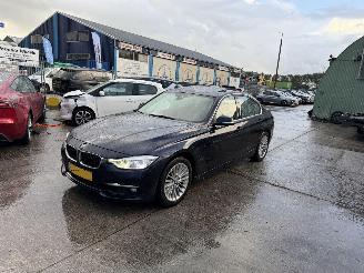 BMW 3-serie 330e 135KW Autom. High Executive Schuifdak Clima Navi HUD picture 5