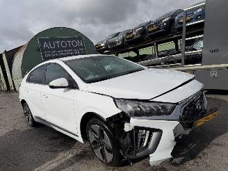 Hyundai Ioniq 1.6 GDI Hybrid Comfort Plus Clima Navi picture 4