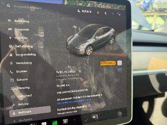 Tesla Model Y 75 kWh Long Range AWD 258KW Pano Clima Navi picture 14