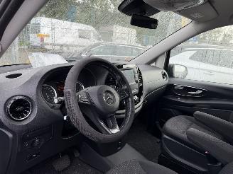 Mercedes Vito eVito 90 kWh 150KW L2 Pro Tourer Clima Navi Led picture 6