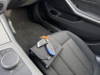 BMW 3-serie 320e 150KW Autom. Pano Clima Navi NAP picture 15