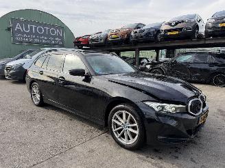 BMW 3-serie 320e 150KW Autom. Pano Clima Navi NAP picture 1