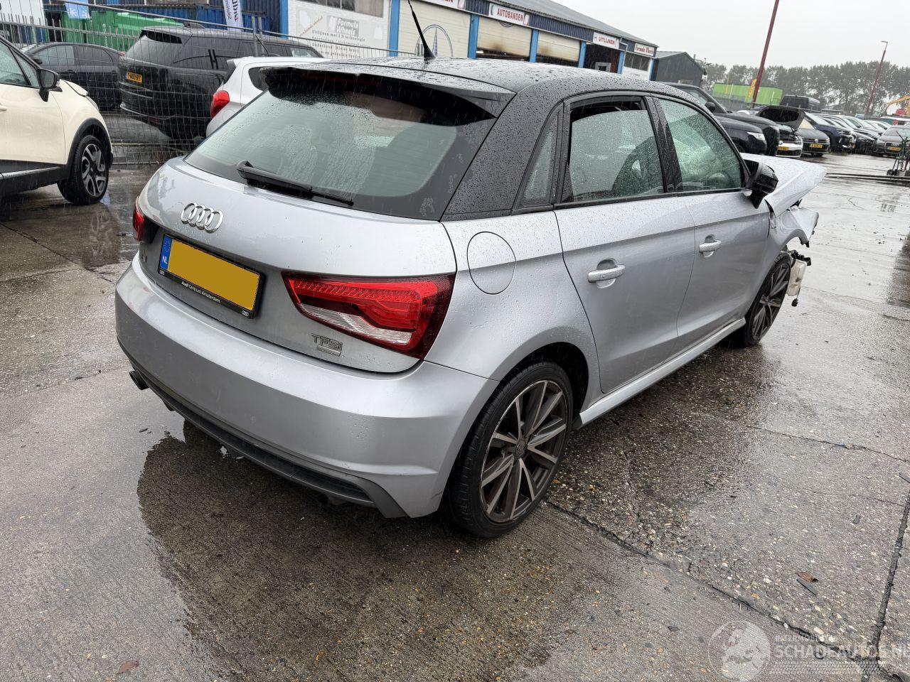 Audi A1 1.0 TFSI 70KW Navi Airco Sportback NAP