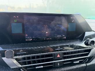 Citroën C4 1.2 Autom. 96KW Pano Clima Navi Led Shine picture 11