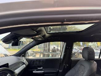Mercedes EQB 250+ 71kWh 140KW Pano Sfeerverlichting Clima Navi 7-Pers Business Line NAP picture 11