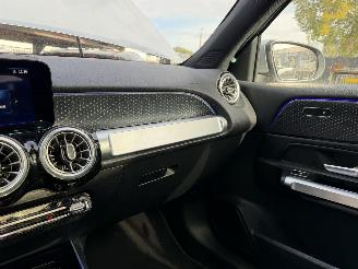 Mercedes EQB 250+ 71kWh 140KW Pano Sfeerverlichting Clima Navi 7-Pers Business Line NAP picture 10