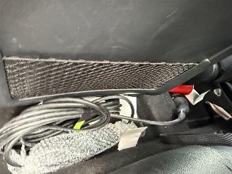Mercedes EQB 250+ 71kWh 140KW Pano Sfeerverlichting Clima Navi 7-Pers Business Line NAP picture 20