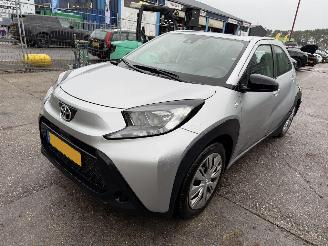 Coche accidentado Toyota Aygo X 1.0 VVT-I 53KW MT-Play Airco NAP 2023/5