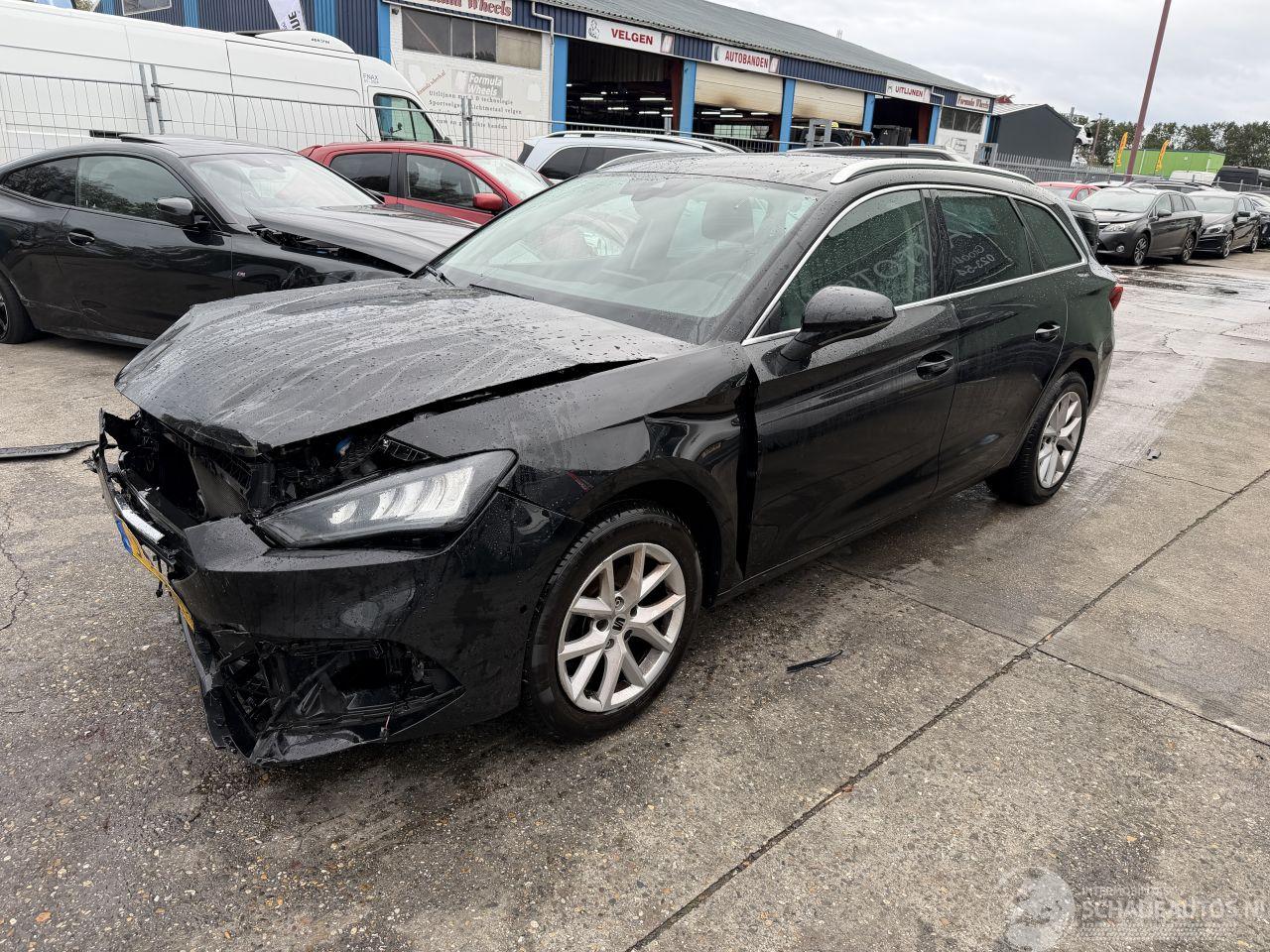 Seat Leon 1.5 TSI 96KW Navi Clima Style Launch Edition Sportstourer NAP