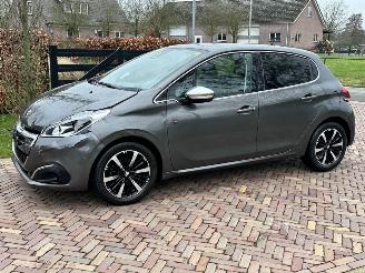 Avarii autoturisme Peugeot 208 Tech edition 2019/10