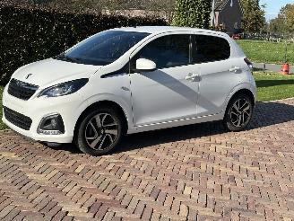 Damaged car Peugeot 108 Allure 2022/1