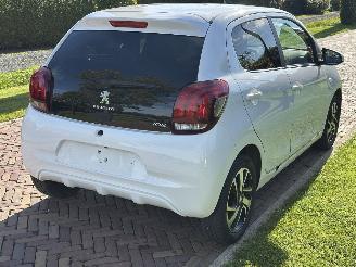 Peugeot 108 Allure picture 5