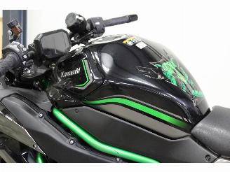 Kawasaki  ZH2 picture 8