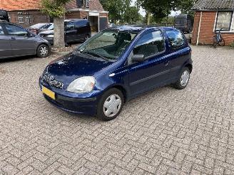Schadeauto Toyota Yaris Automaat 2002/1