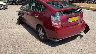 Coche accidentado Toyota Prius  2004/10