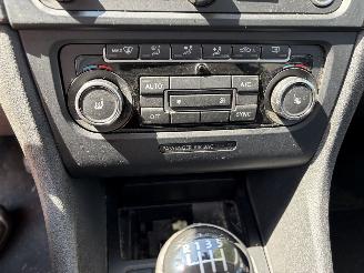 Volkswagen Golf  picture 16