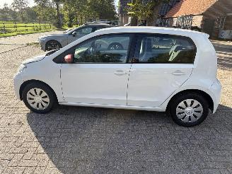 Volkswagen Up!  picture 4