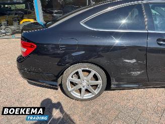 Mercedes C-klasse 180 Coupe Facelift Navi H&K Clima Stoelverw. picture 10