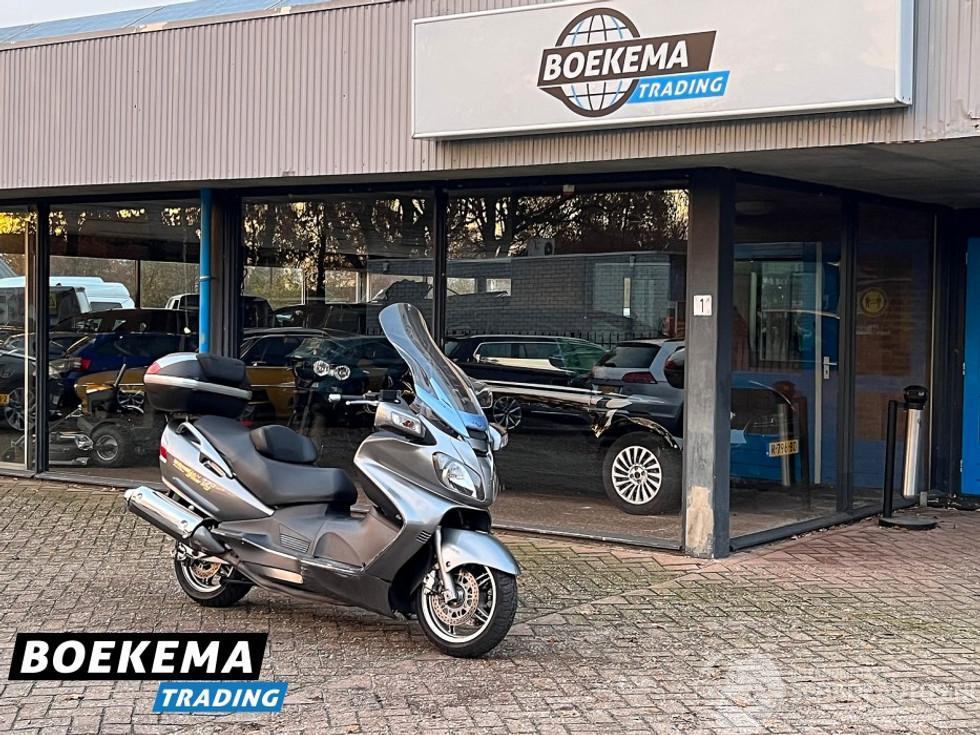 Suzuki Burgman 650 AN Executive