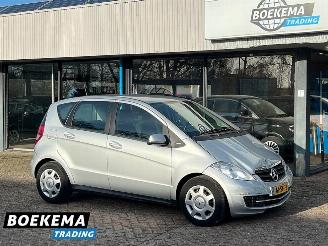 Vaurioauto  passenger cars Mercedes A-klasse 160 Airco Cruise Bluetooth Business Class 2011/9