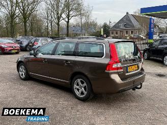 Volvo V-70 1.6 T4 Nordic+ Leer Stoelverw Navigatie Cruise picture 3
