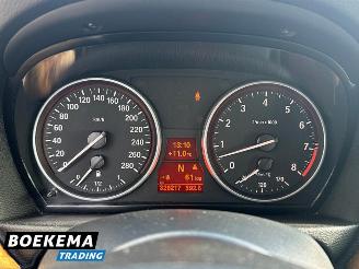 BMW 3-serie 325i High Executive 218PK Automaat Leer picture 14
