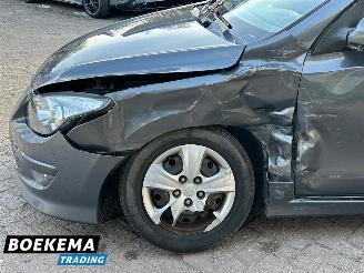 Hyundai I-30 1.4i i-Motion Business Climate Stoelverw. picture 5