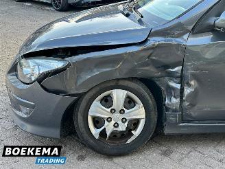 Hyundai I-30 1.4i i-Motion Business Climate Stoelverw. picture 5