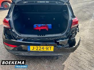 Hyundai I-30 1.5 T-GDi MHEV Stoel/Stuur Verwarming + Ventilatie Navigatie Camera picture 8