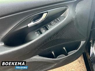 Hyundai I-30 1.5 T-GDi MHEV Stoel&Stuur Verwarming + Ventilatie Navigatie Camera picture 13