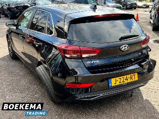 Hyundai I-30 1.5 T-GDi MHEV Stoel&Stuur Verwarming + Ventilatie Navigatie Camera picture 3