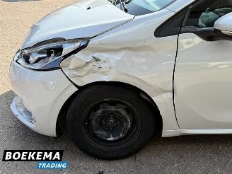 Peugeot 208 1.2 PureTech Blue Lion Navigatie Airco Cruise picture 7