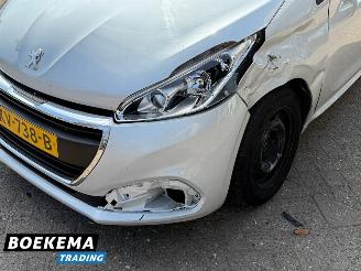 Peugeot 208 1.2 PureTech Blue Lion Navigatie Airco Cruise picture 6