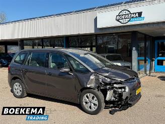 krockskadad bil auto Citroën C4-picasso 1.2 PT Business Navigatie Keyless 7-Persoons Clima Zenith 2016/7