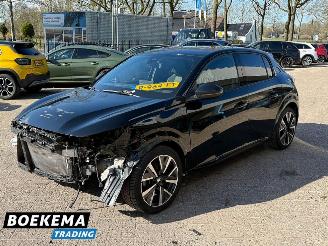 Peugeot 208 1.2 PureTech GT-Line Navigatie Clima Keyless Lane-Ass picture 4
