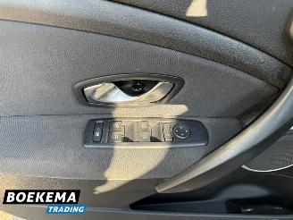 Renault Mégane Estate 1.4 TCe Dynamique Navigatie Climate Cruise PDC picture 13